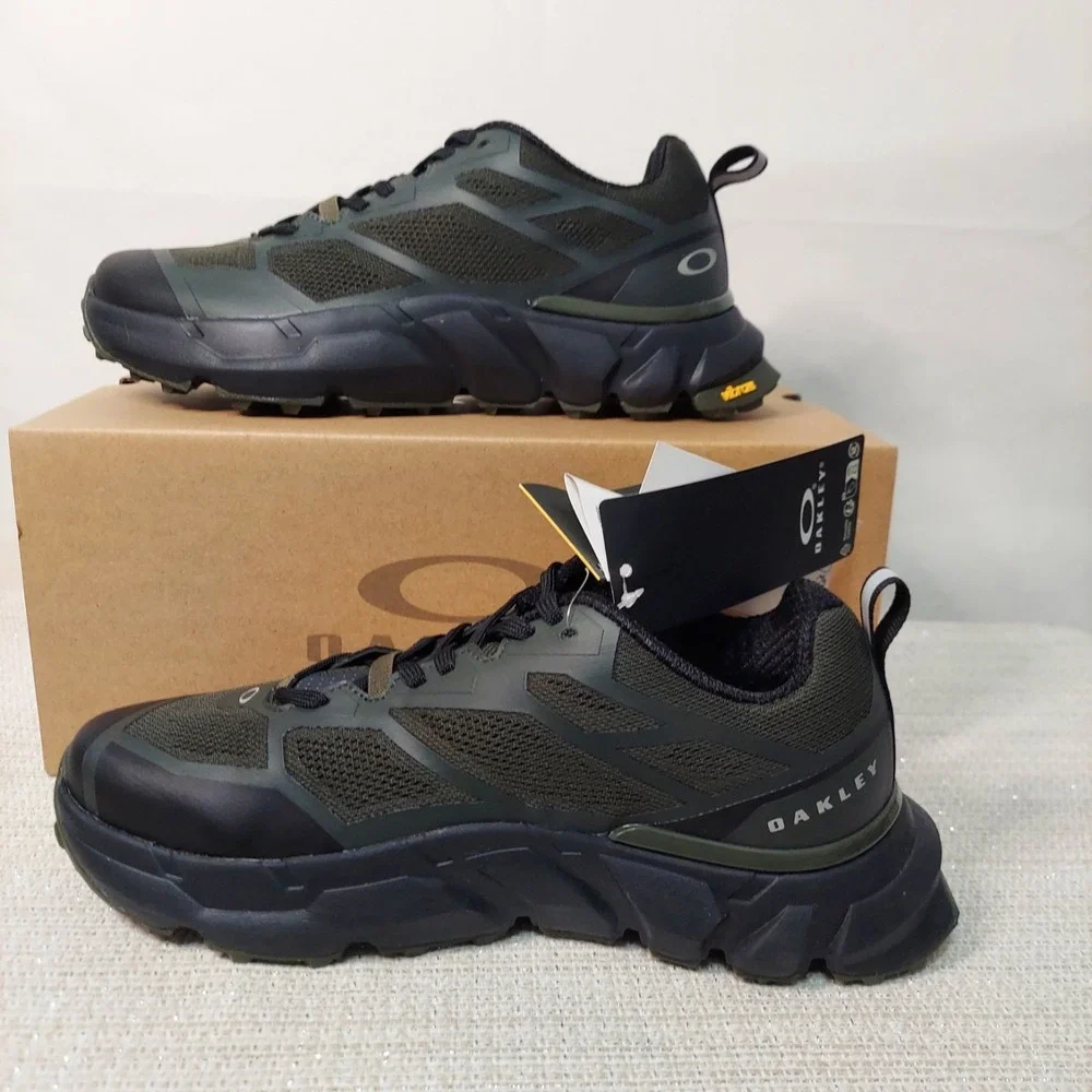 NEW Oakley Light Breathe New Dark‎ Brush Green Mens Size 7